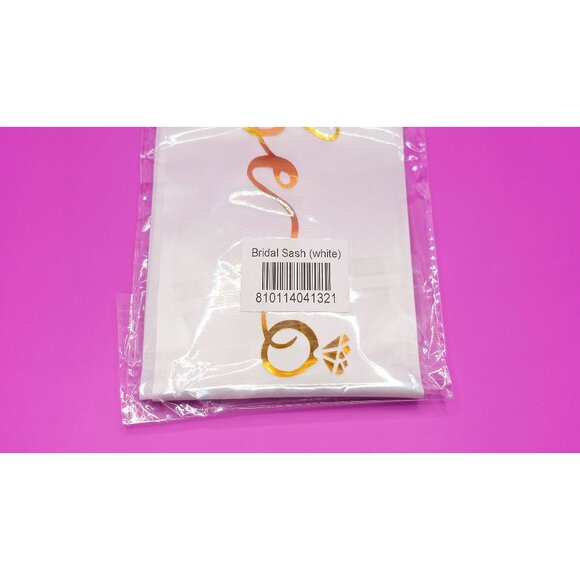 Boomba "Bride To Be" White and Gold Satin Bridal Sash NWT - Picture 3 of 8